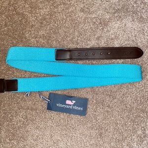 Vineyard vines belt